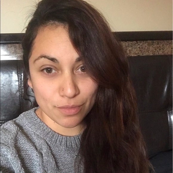 Meet your Posher, Desiree - Picture 1 of 1